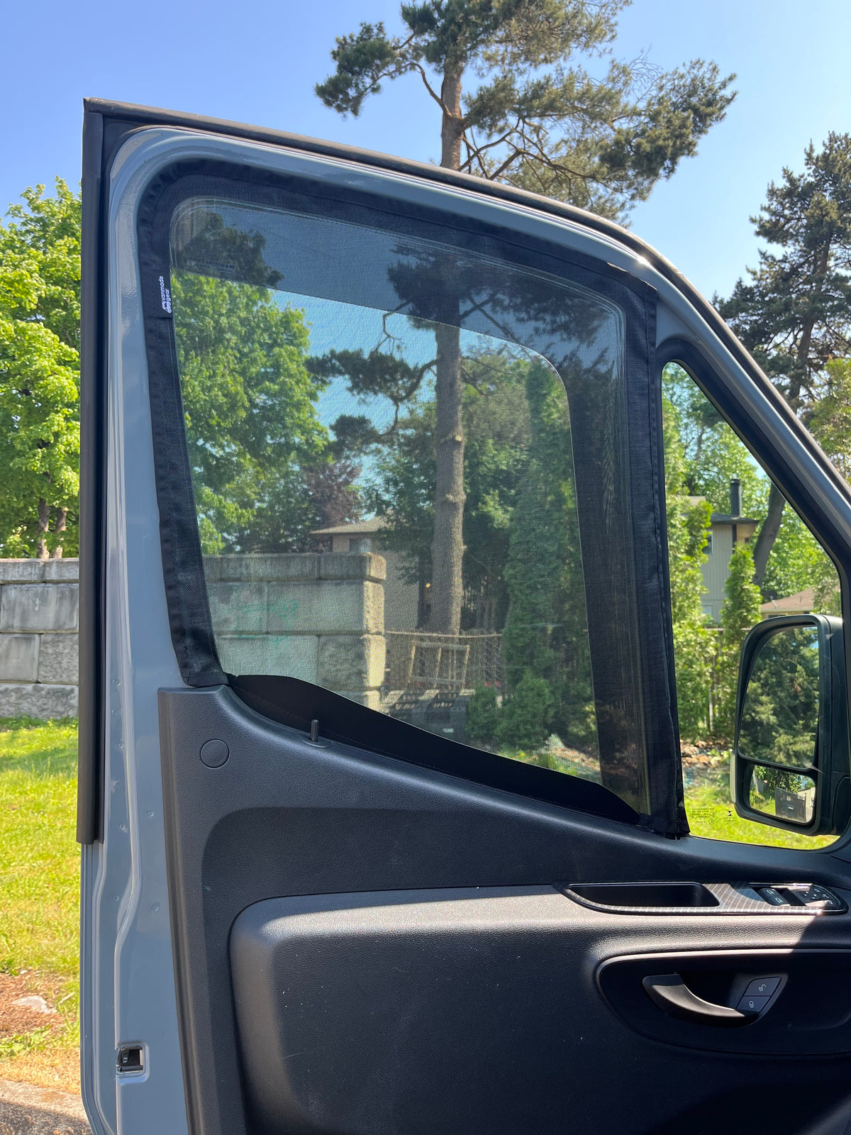 Sprinter 2019+ - Front Door Mosquito Net (set)