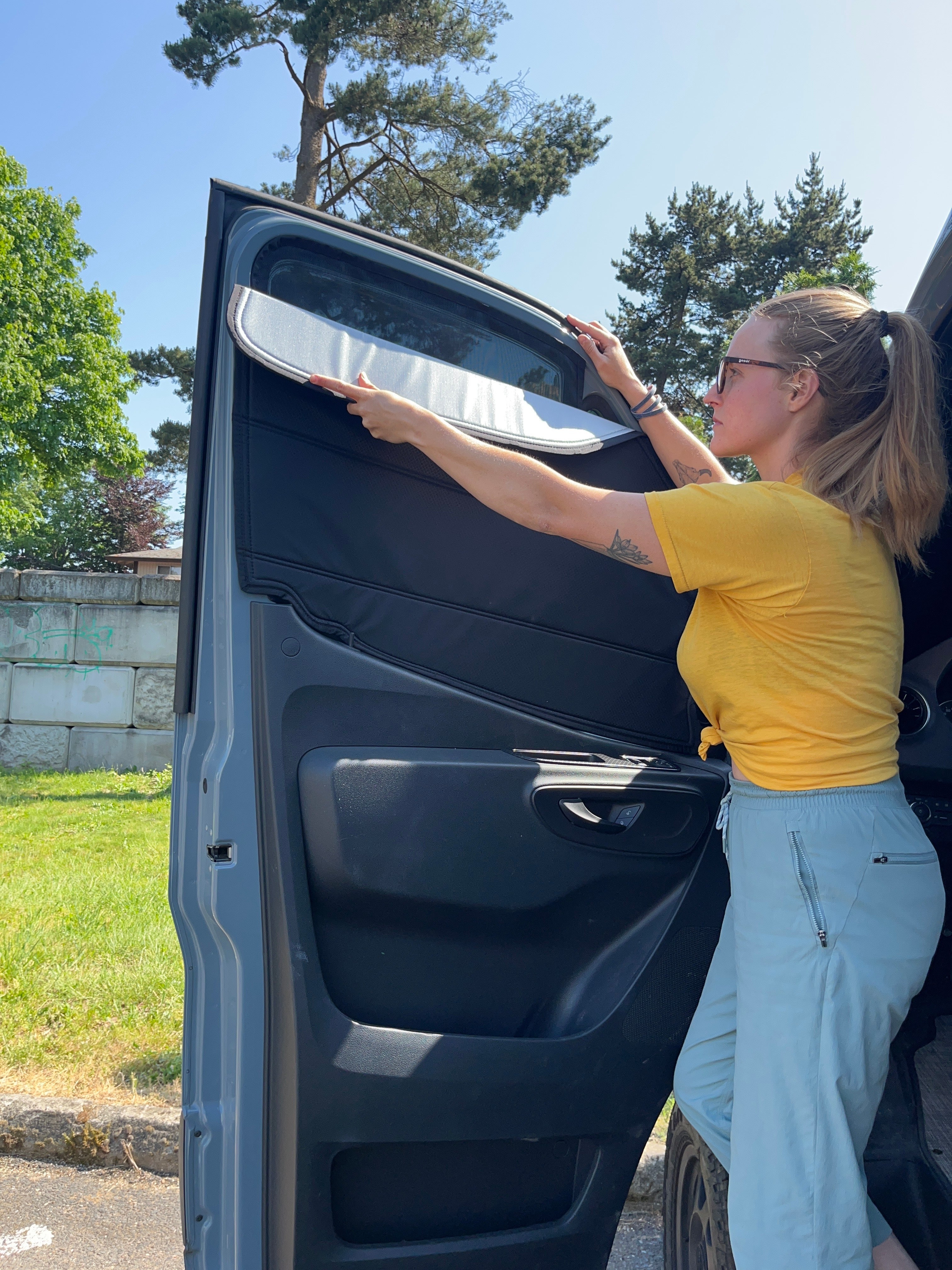 Sprinter 2019+ - Front Door Shades (set) – Vanmade Gear