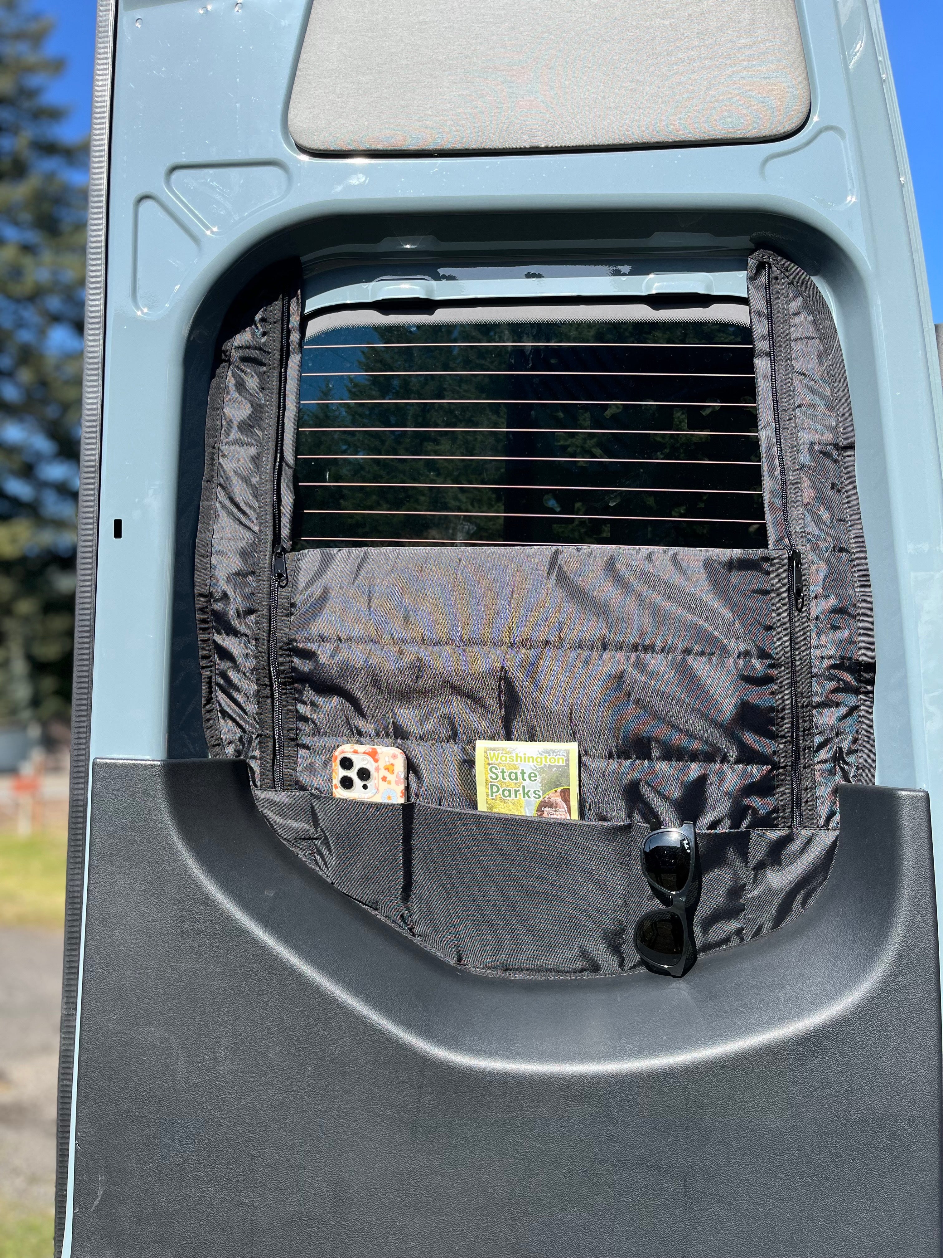 Sprinter 2019+ - Rear Doors (set) Zipper Series – Vanmade Gear