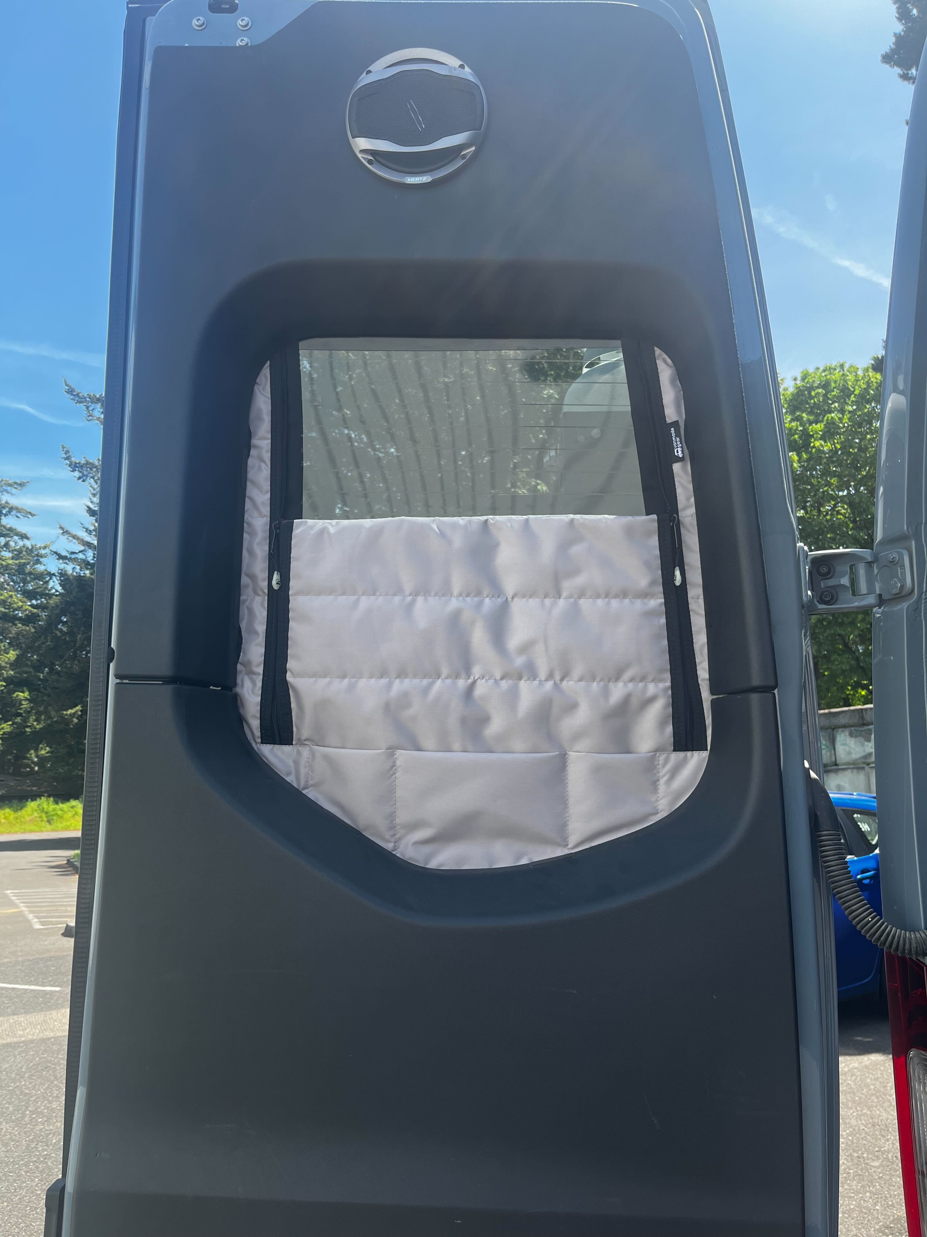 Sprinter 2019+ - Rear Doors (set) Zipper Series – Vanmade Gear