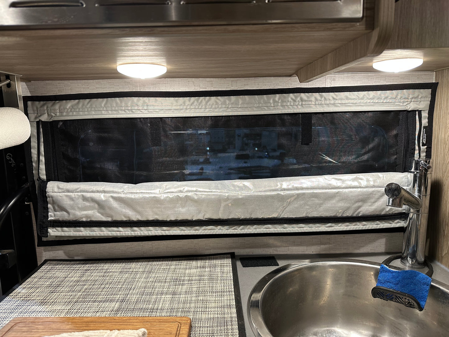 Sprinter Ekko - FitRV Kitchen Shade