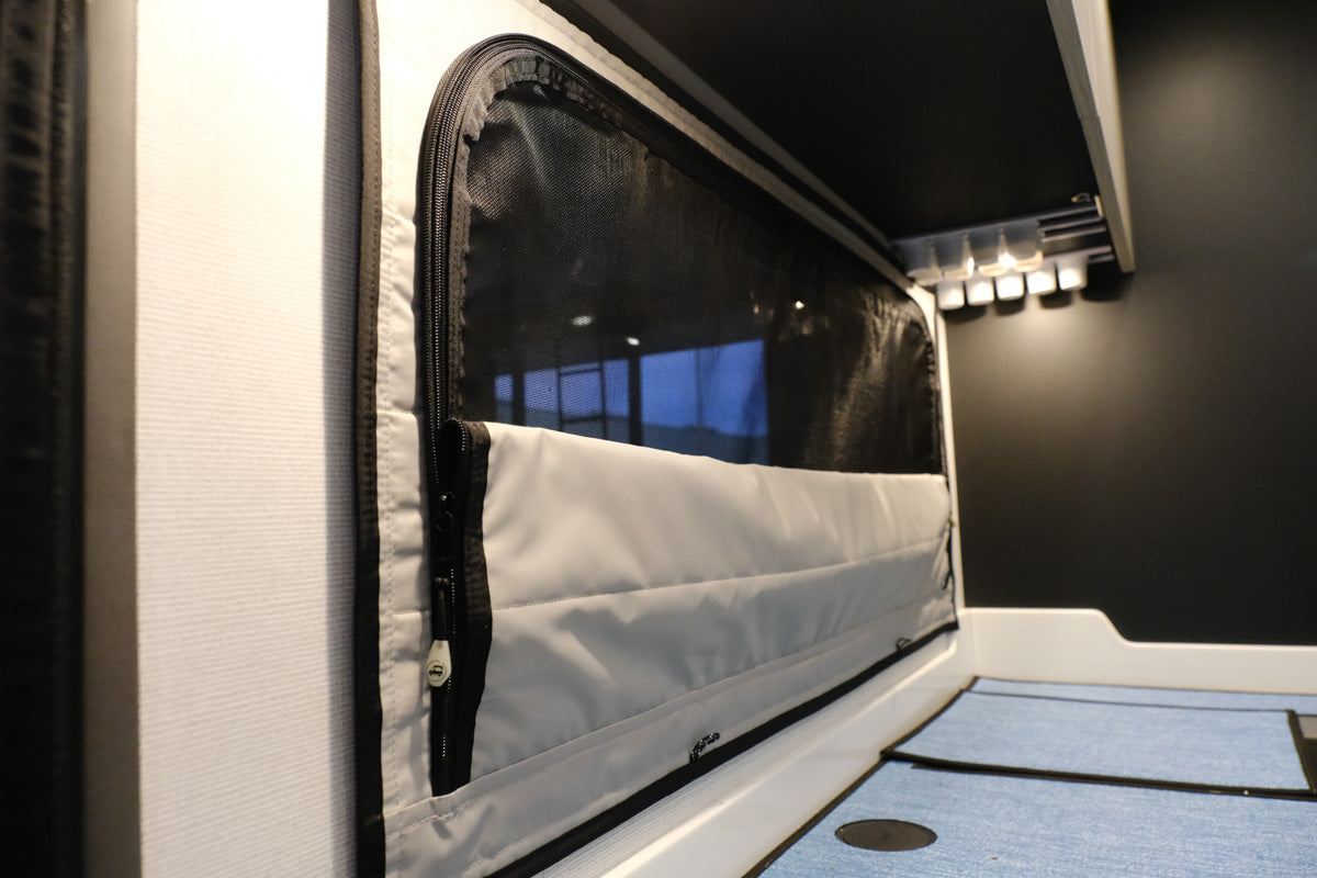 Tiffin Open Trail - Kitchen Zipper Shade