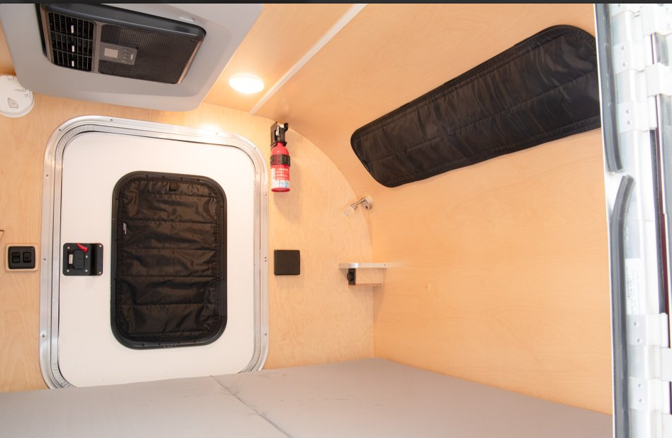 AERO TRAILER BUNK SHADES (STARGAZER) 10x42